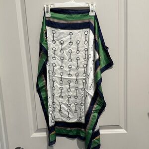 Chic Green and White Equestrian Print Scarf